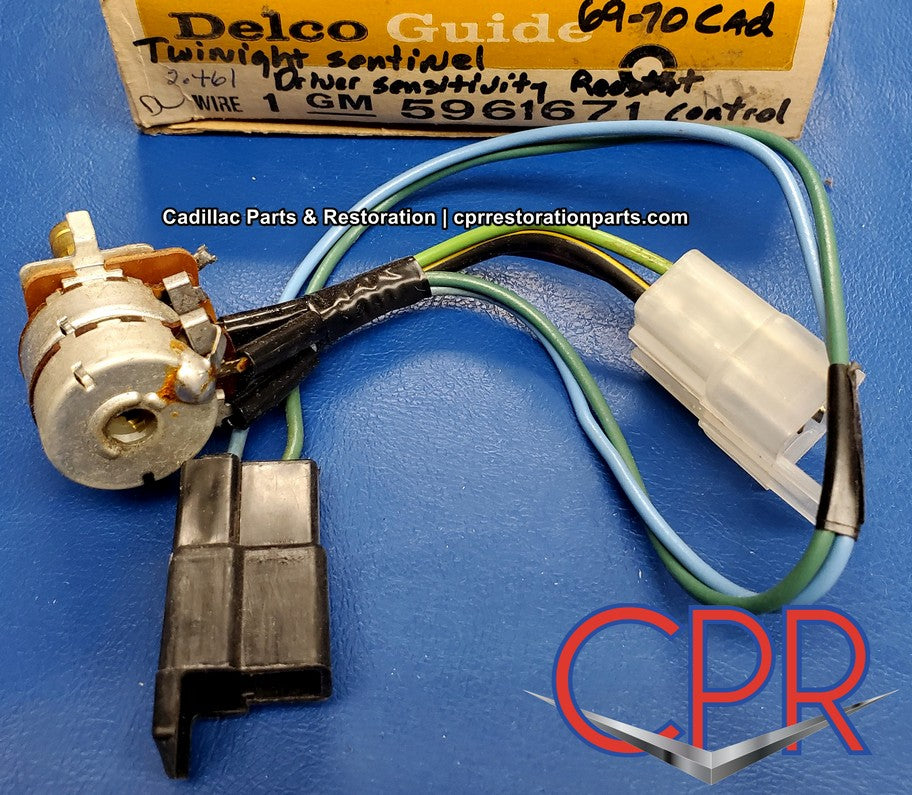 GUIDE テールランプ　70s ヴィンテージ 1969 1970 Cadillac Guide-Matic Twilight Sentinel Control Amplifier